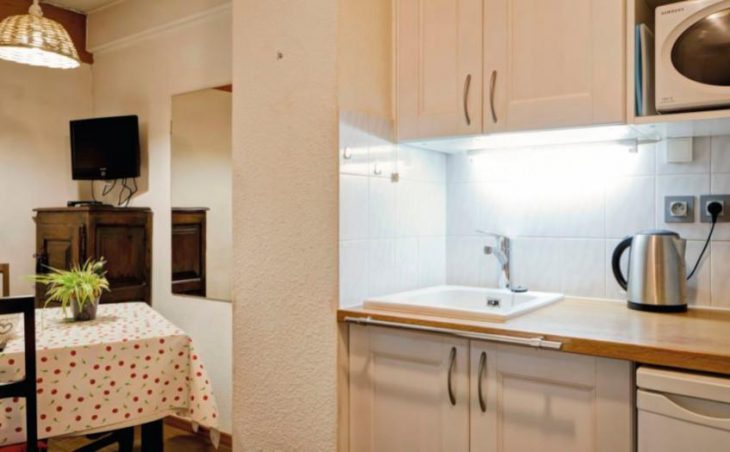 Le Grand Chalet Studios in Brides les Bains , France image 11 